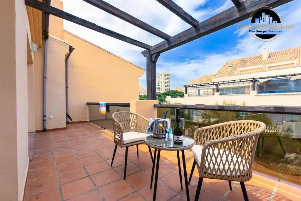 Apartamento Oceano Beach 2 マルベーリャ アパート